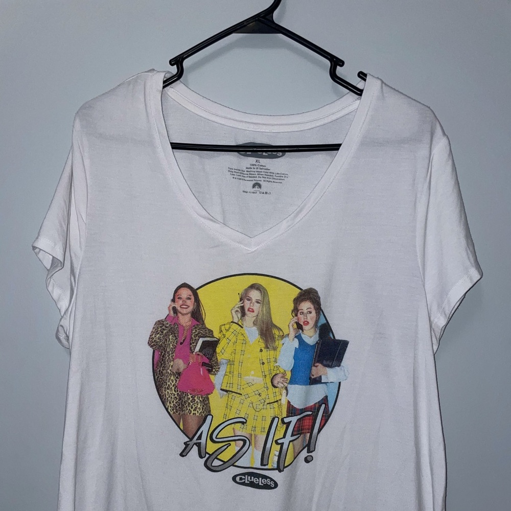 Clueless Tshirt Size XL
